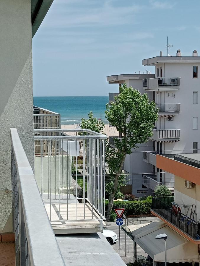 Appartamenti Carlotta Rimini Exterior photo
